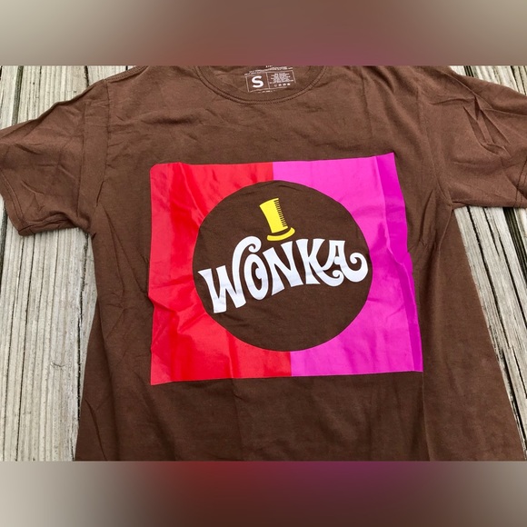 LOOTCRATE Brown WILLY WONKA Graphic Candy Bar Front Logo S Chocolate Factory - Picture 3 of 6